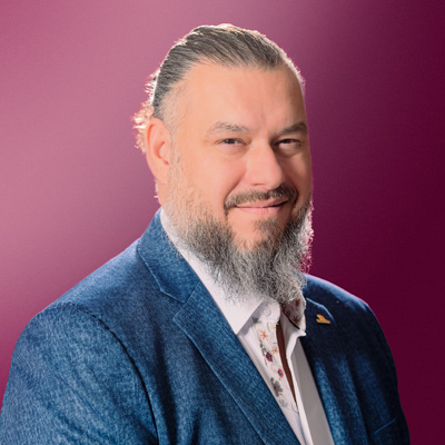 Yan Deschamps, conseiller du district 2