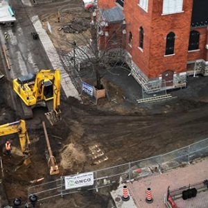 Derrière les clôtures, capsule 3 : Les branchements aux réseaux municipaux