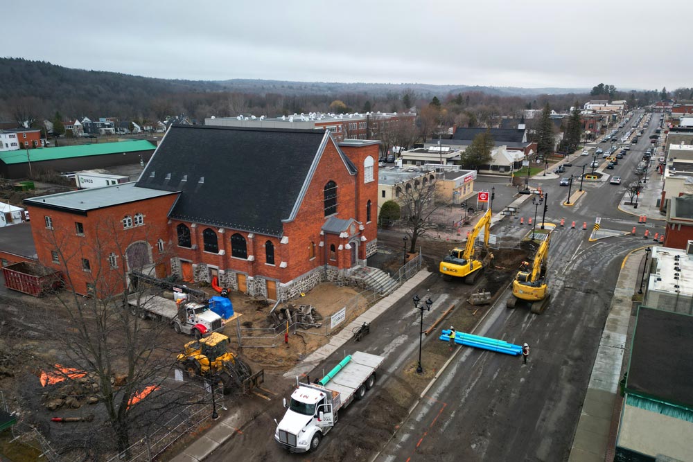 Derrière les clôtures, capsule 3 : Les branchements aux réseaux municipaux